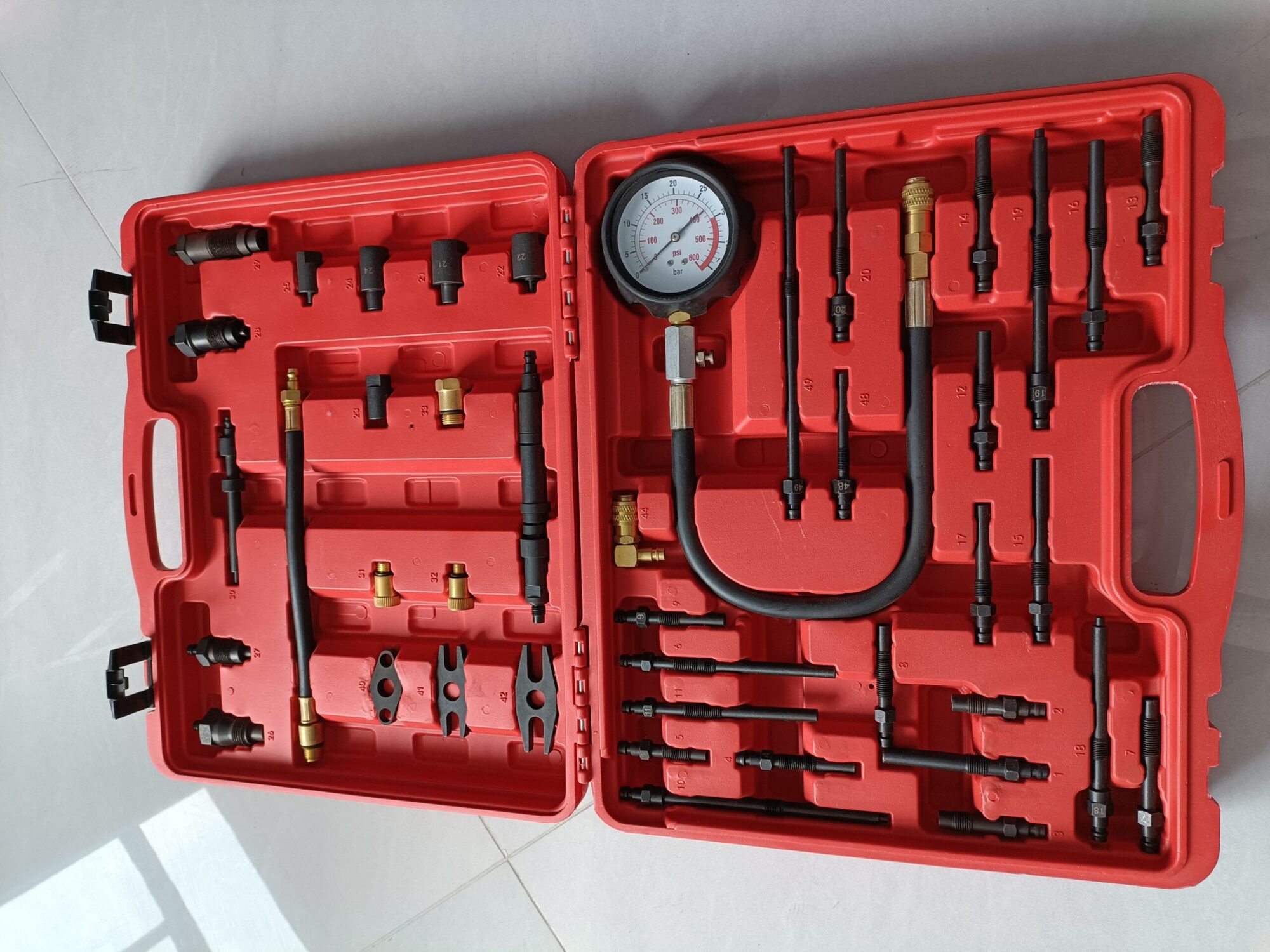 Master kit de compresimetro de cilindros para motores de diésel - Imagen 3